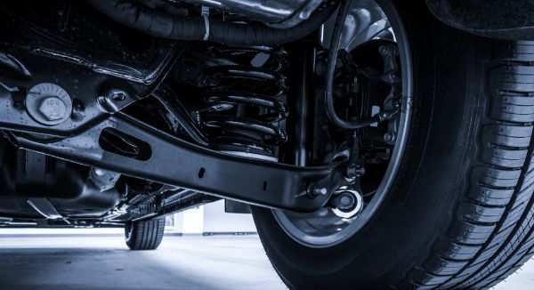 The structure of the modern car. Rear suspension. Shock absorber. Spring suspension