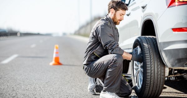 tire change roadside service