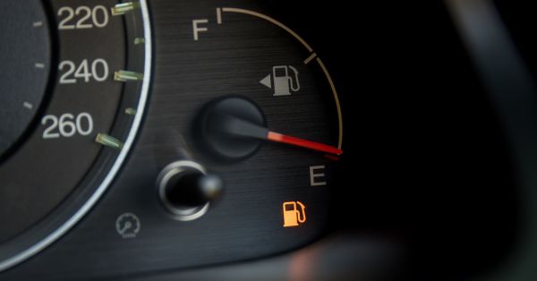 dashboard light gas indicator