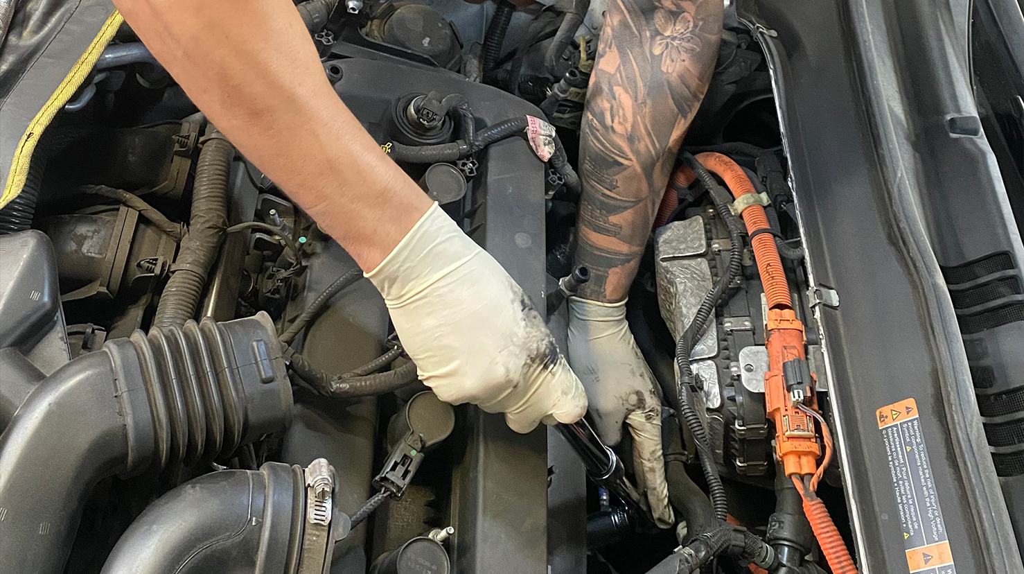 Removal & Installation of an Upstream and Downstream oxygen sensor on a 2015 Ford Fusion Energi