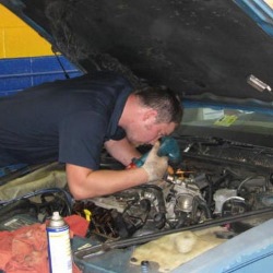 Kent, ASE-Certified Auto Repair Technician